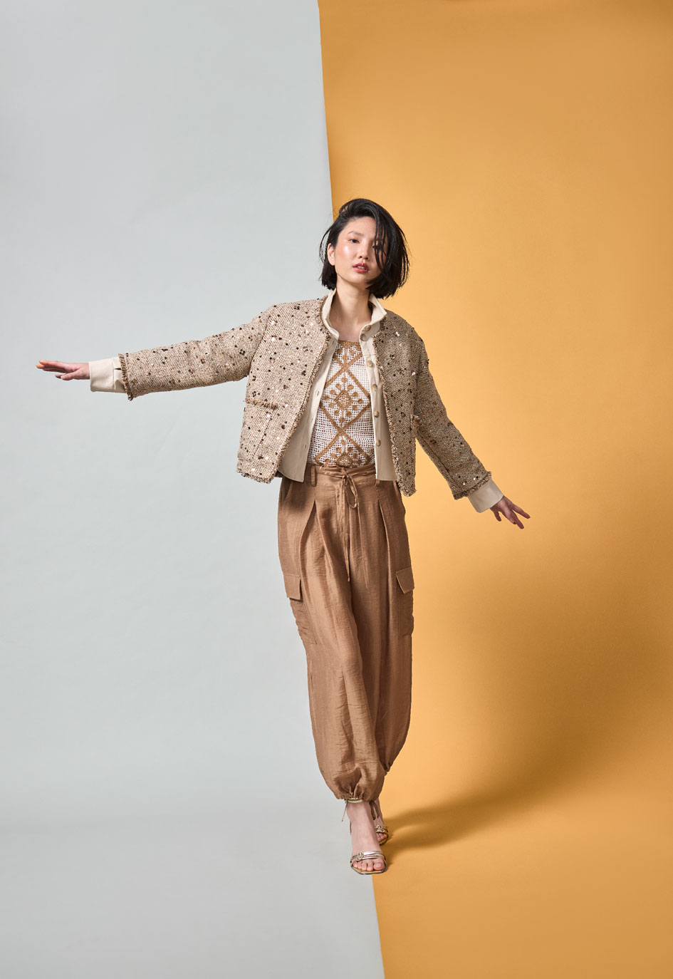 Le Streghe - Follow Us On Facebook